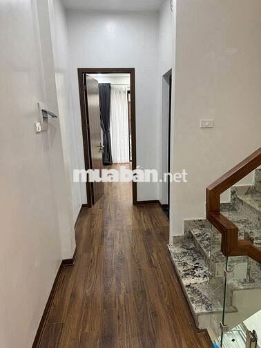 BÁN NHÀ ĐỐNG ĐA - NHÀ OTO - MẶT NGÕ KINH DOANH - 2 THOÁNG