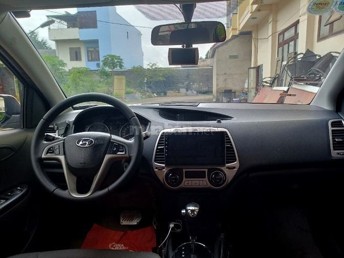 Hyundai i20 2011 1.4 AT - 140000 km chính chủ