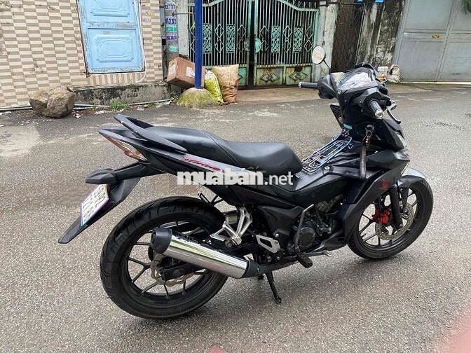 cần bán xe winer 2018 bstp chính chủ