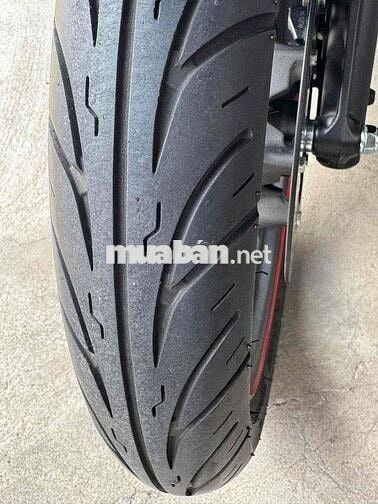 Nhà Dư xe không chạy bán .AB đèn led đh điện tử