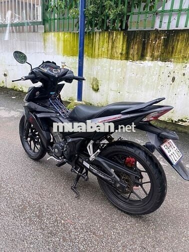 cần bán xe winer 2018 bstp chính chủ