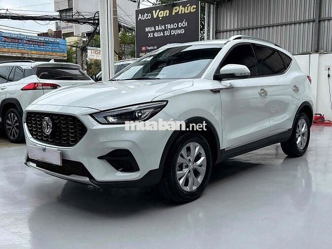 MG ZS STD 2024 - 13000km