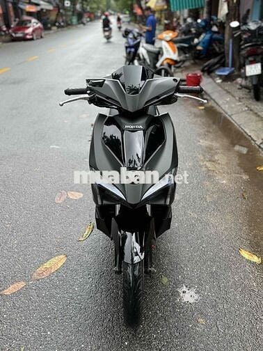 Honda Air Blade 2017 Góp trả trướv 5tr dắt xe