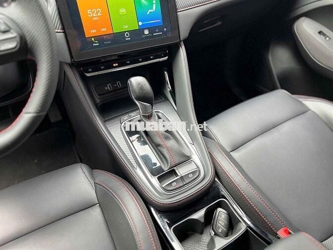 MG ZS STD 2024 - 13000km