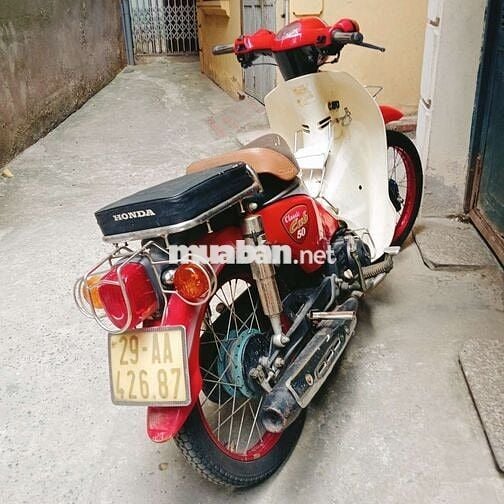 Đỗ đại học đổi sang xe khác nên không đi đến.