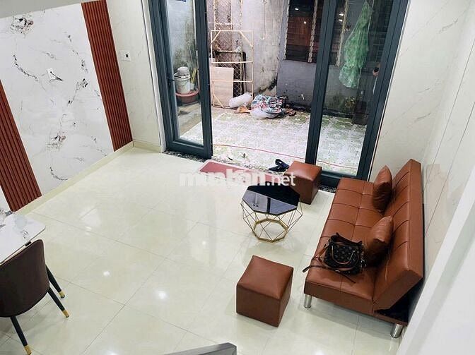 NHÀ K PHAN CHÁU TRINH GẦN NGUYỄN VĂN LINH