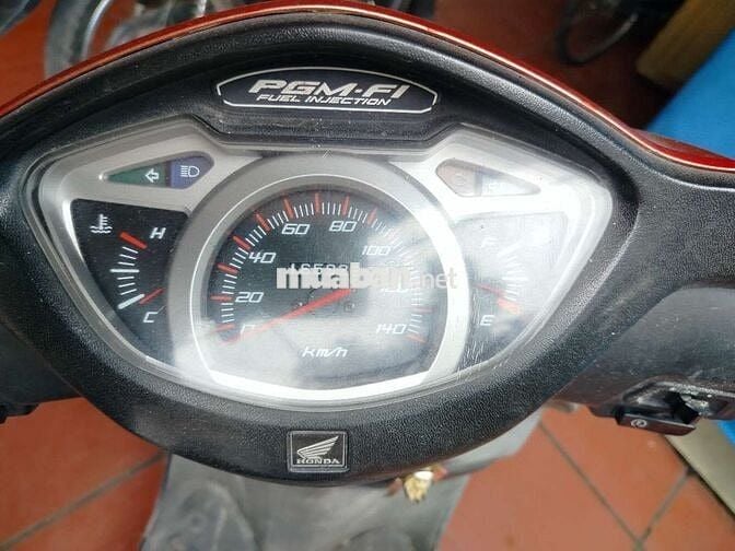 Xe honda lead 2011 màu đỏ cũ