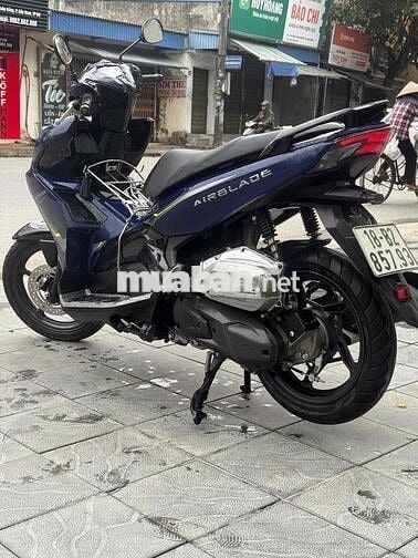 Ab 125cc 2022 chính chủ máy  zin êm tít chất lừ l