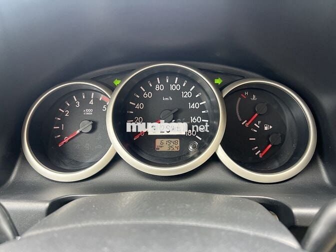 Ford Everest 2011 2.5L 4x2 MT - 60 km