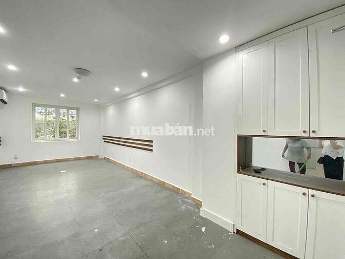 VĂN PHÒNG 60M2 SÁT CITY LAND-CÓ BÃI XE Ô TÔ