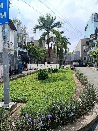 CHỈ 3.75 TỶ, 4X8, 3 TẦNG BTCT MỚI ĐẸP,  HẺM 1/ THẲNG 7M, AEON TÂN PHÚ