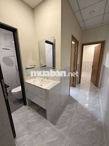 CHO THUÊ NHÀ TRÊT, MOI XÂY, HẺM 3 GÁC, 1 XET,  PHAM HÙNG