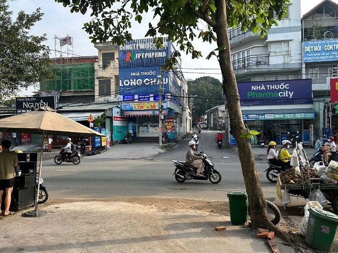 MẶT TIỀN KIOT KINH DOANH MỚI XÂY – 110 LÃ XUÂN OAI THỦ ĐỨC - SẦM UẤT