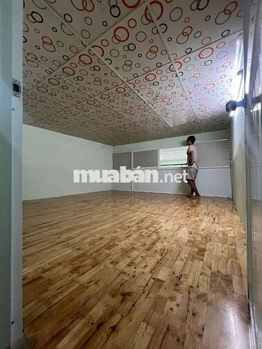 Cho thuê nhà nguyên căn rộng rái thoáng