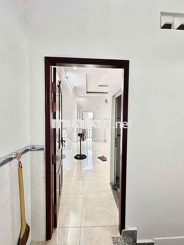 nhà trệt 2 lầu khu tái định cư đại học y dược giá 4,8 tỷ