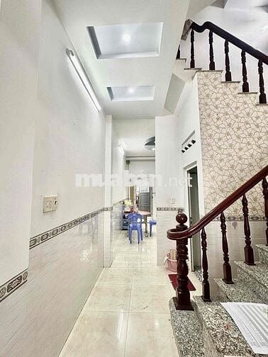 nhà trệt 2 lầu khu tái định cư đại học y dược giá 4,8 tỷ