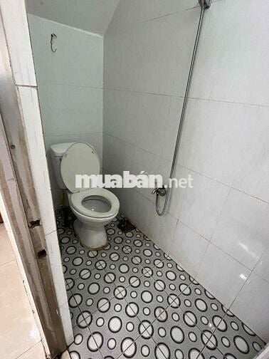 Cho Thuê nhà nguyên căn , 1tteetj 1 lầu gần CVPMQT giá 6,5tr