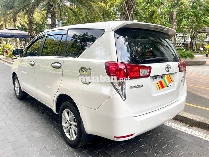 Bán INNOVA cuối 2019 E zin xe gia đình đi: 408 tr