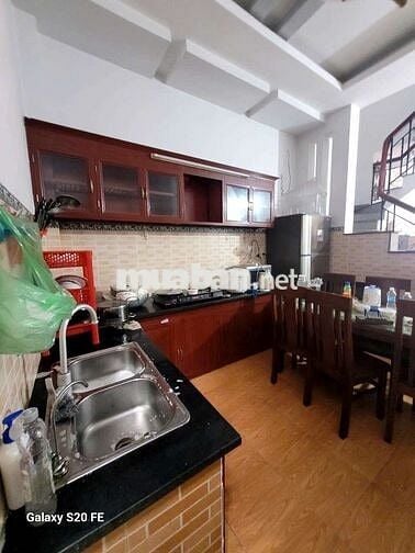 Cho gia đình ở làm văn phòng hoặc bán hàng online