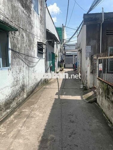 Nhà cấp 4 gốc chính chủ chưa mua bán