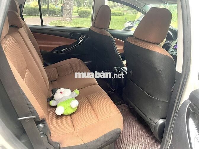 Bán INNOVA cuối 2019 E zin xe gia đình đi: 408 tr