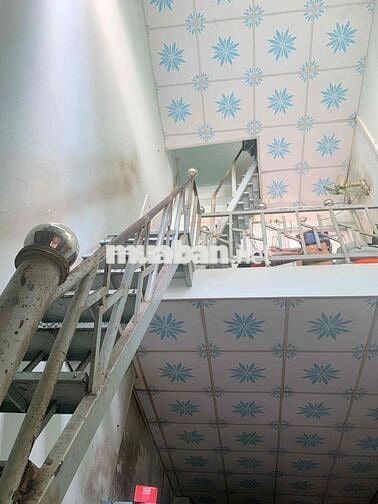 Nhà cấp 4 gốc chính chủ chưa mua bán