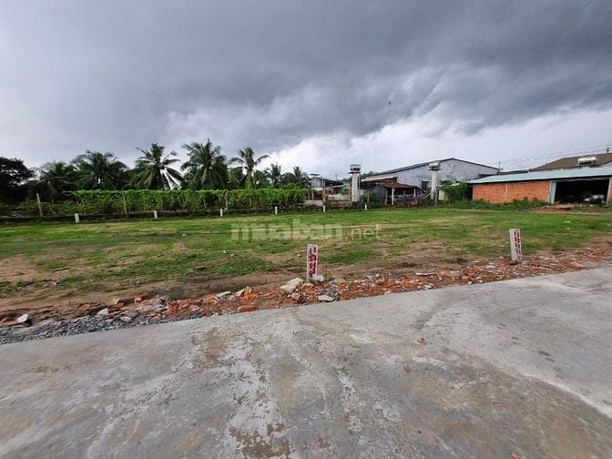 100m2 đường bê tông. Gần KCN Phước Đông. Chốt 190tr hết đất 