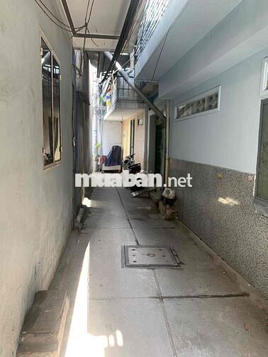 Nhà cấp 4 gốc chính chủ chưa mua bán