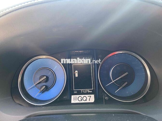 Toyota Fortuner 2022 máy dầu, 1 cầu, STD