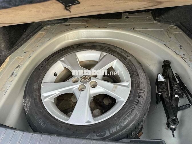 coroll altis 2.0 V.  xe cọp bs 3939