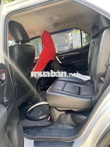 Toyota Fortuner 2022 máy dầu, 1 cầu, STD