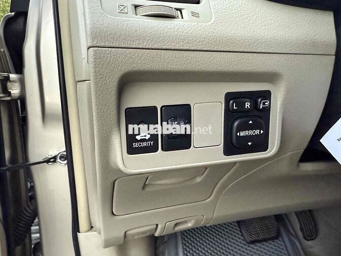 coroll altis 2.0 V.  xe cọp bs 3939