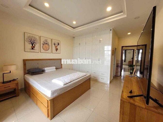 BÁN NHÀ 3 TẦNG - NHÀ ĐẸP - HẺM QUỐC LỘ 13 - SÁT KDC HỒNG LONG