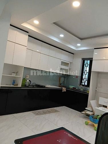 CHO THUÊ NHÀ 3 TẦNG HẺM TẢI ĐƯỜNG 8 - TRƯỜNG THỌ - THỦ ĐỨC