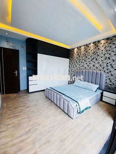 NHÀ ĐẸP NGUYÊN CĂN 4,2X19M , 3 LẦU