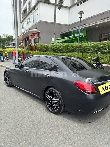 Mercedes Benz AMG 2021 - 21300 km (SG)