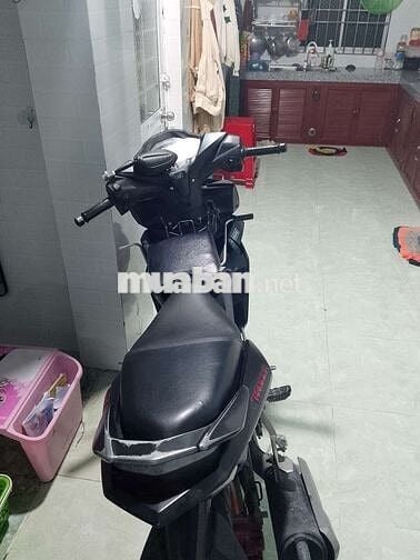 Cần thanh lý 1 xe winner v1 đen nhám 2018