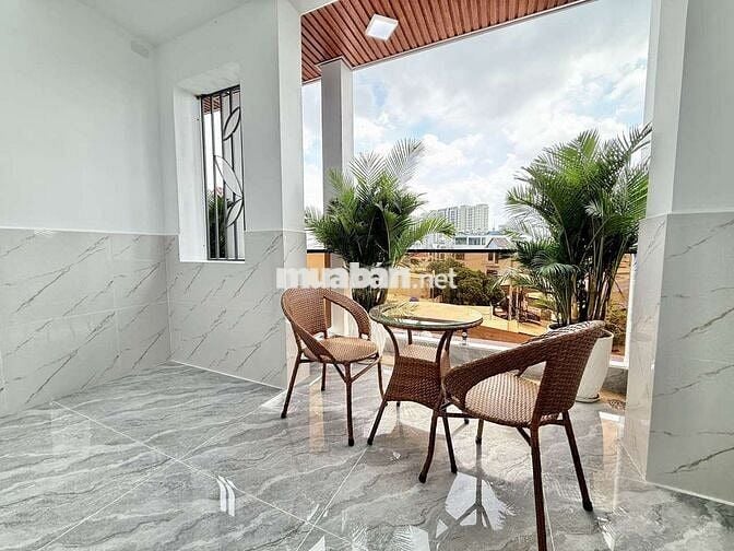 Nhỉnh 6 tỷ Nhà Phố Full Nỗi Thất 1/ Ngắn Trần Thị Hè ( HT42)