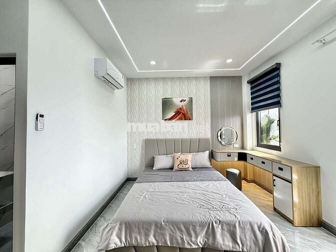 Nhỉnh 6 tỷ Nhà Phố Full Nỗi Thất 1/ Ngắn Trần Thị Hè ( HT42)