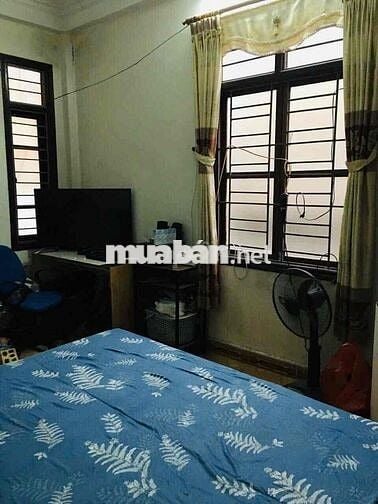 Nhà Nguyên Căn Cho Thuê phố Nguyễn Đức Cảnh, Hoàng Mai 35m x 4 Tầng