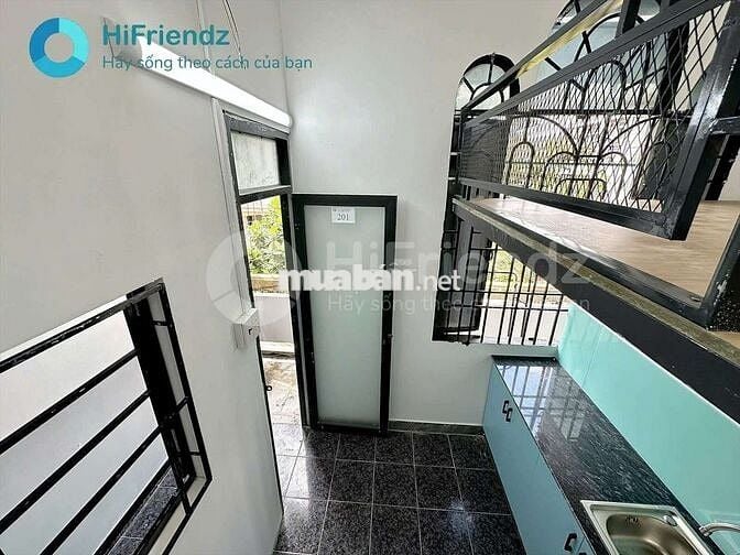 DUPLEX NEW NGAY SÂN BAY DÁ DAO ĐỘNG 3,X NGUYỄN THÁI SƠN CỬA SỔ TRỜI