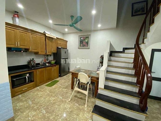 NHÀ CHỦ TỰ XÂY KHU LÕI TRUNG TÂM NGỌC LÂM BỒ ĐỀ - OTO NHỎ LÙI CỬA