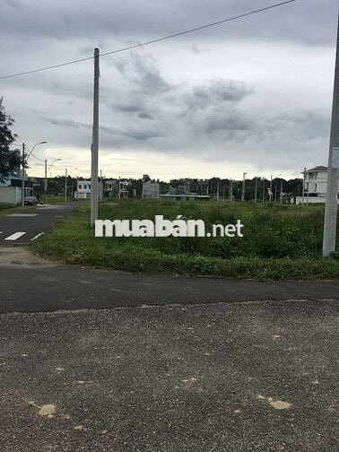 Cán bộ về hưu cần bán gấp lô đất Ngô Mây, TP Kon Tum, khu dân cư