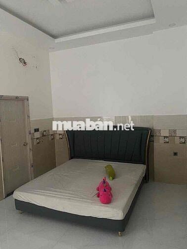 cần bán biệt thự 300m tại thị trấn Đức Hoà