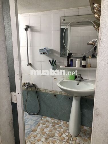 Cho thuê nhà riêng 30mx4 tầng, 4 ngủ, 4 điểu hòa, 3 VS