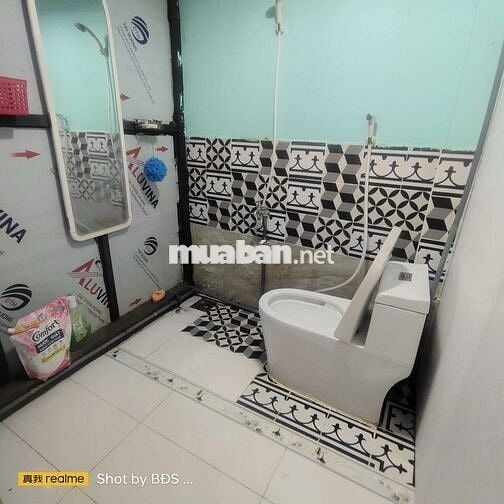 Phòng cấp bốn 33m2 1pn kín, 1pn hở gần chợ Hiệp Bình 2.5triệu