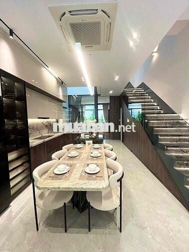 Bán nhà đẳng cấp vip mới 100% - Hoà xuân