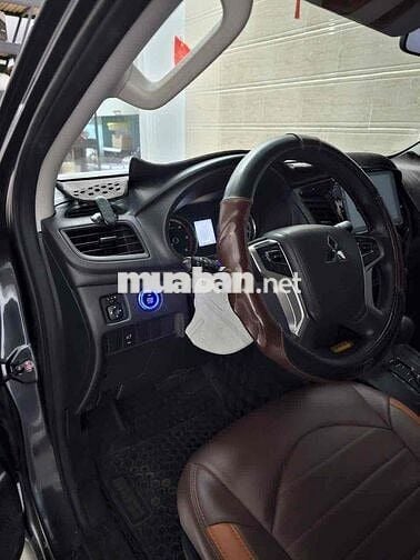 TRITON 2022 XÁM CHẠY 60000KM CÒN ĐĂNG KIỂM