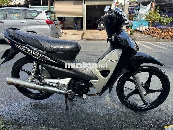 xe đẹp máy em .gia 5800 lh ***