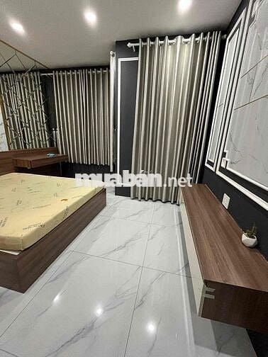 PHÒNG BAN CÔNG SIÊU ĐẸP, SẴN NỘI THẤT NHƯ ẢNH, AN NINH,KHÔNG CHUNG CHU